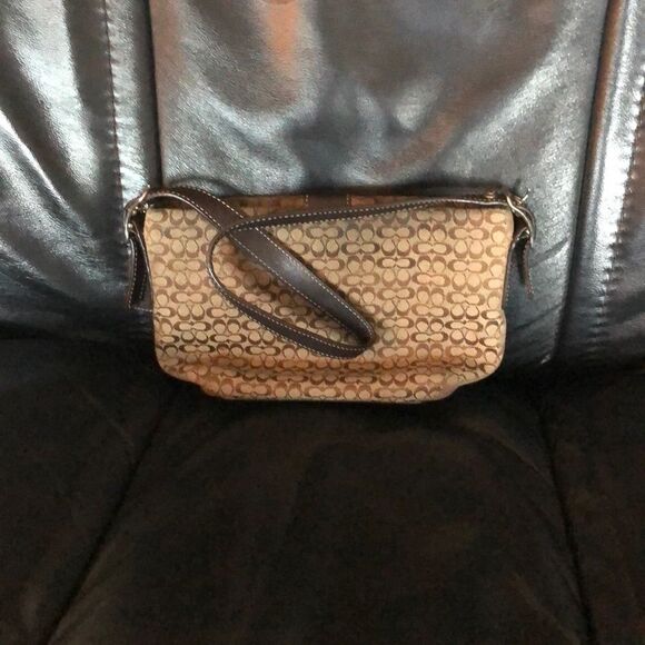 COACH purse - Picture 2 of 4